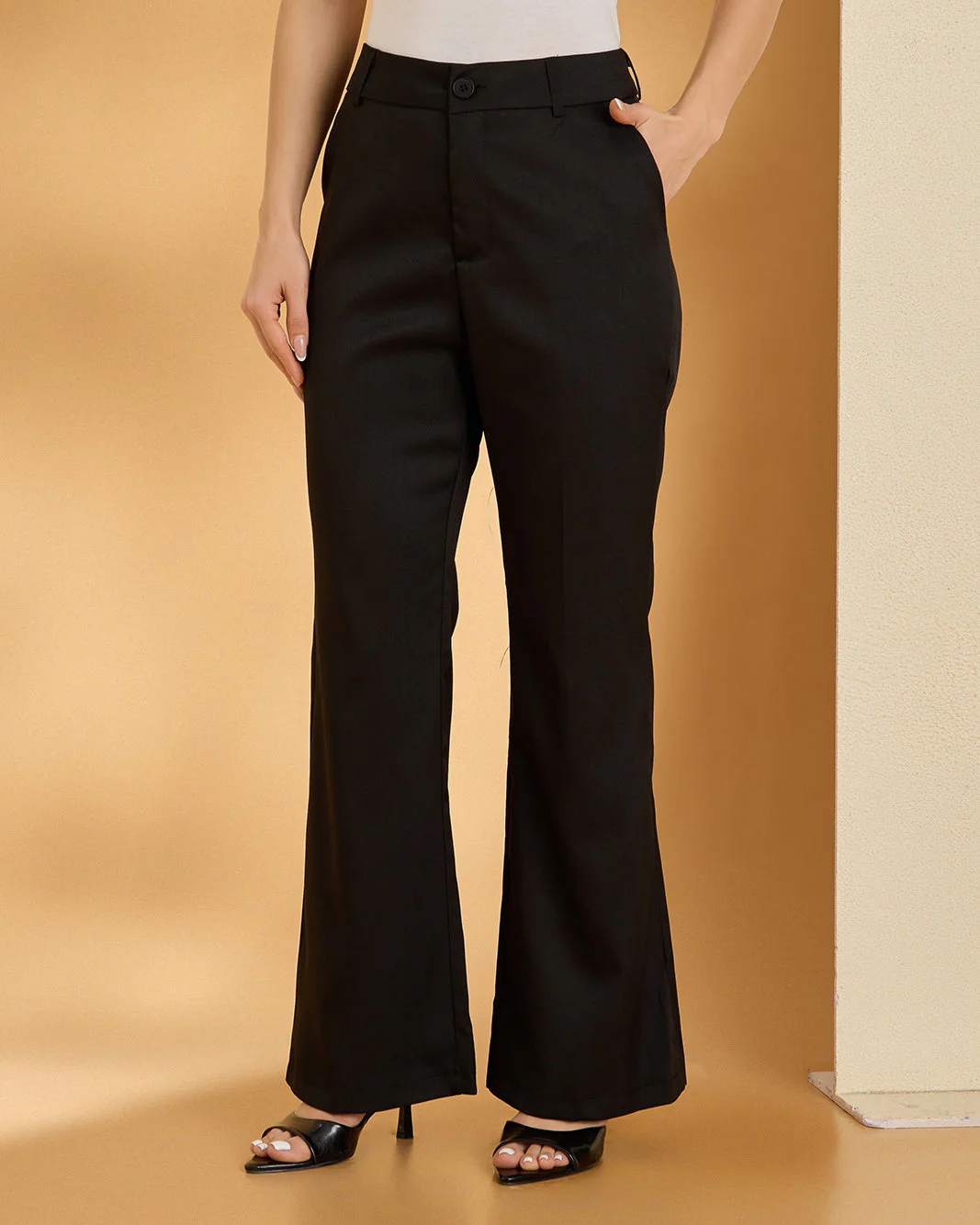 Women Bottomwear garment image