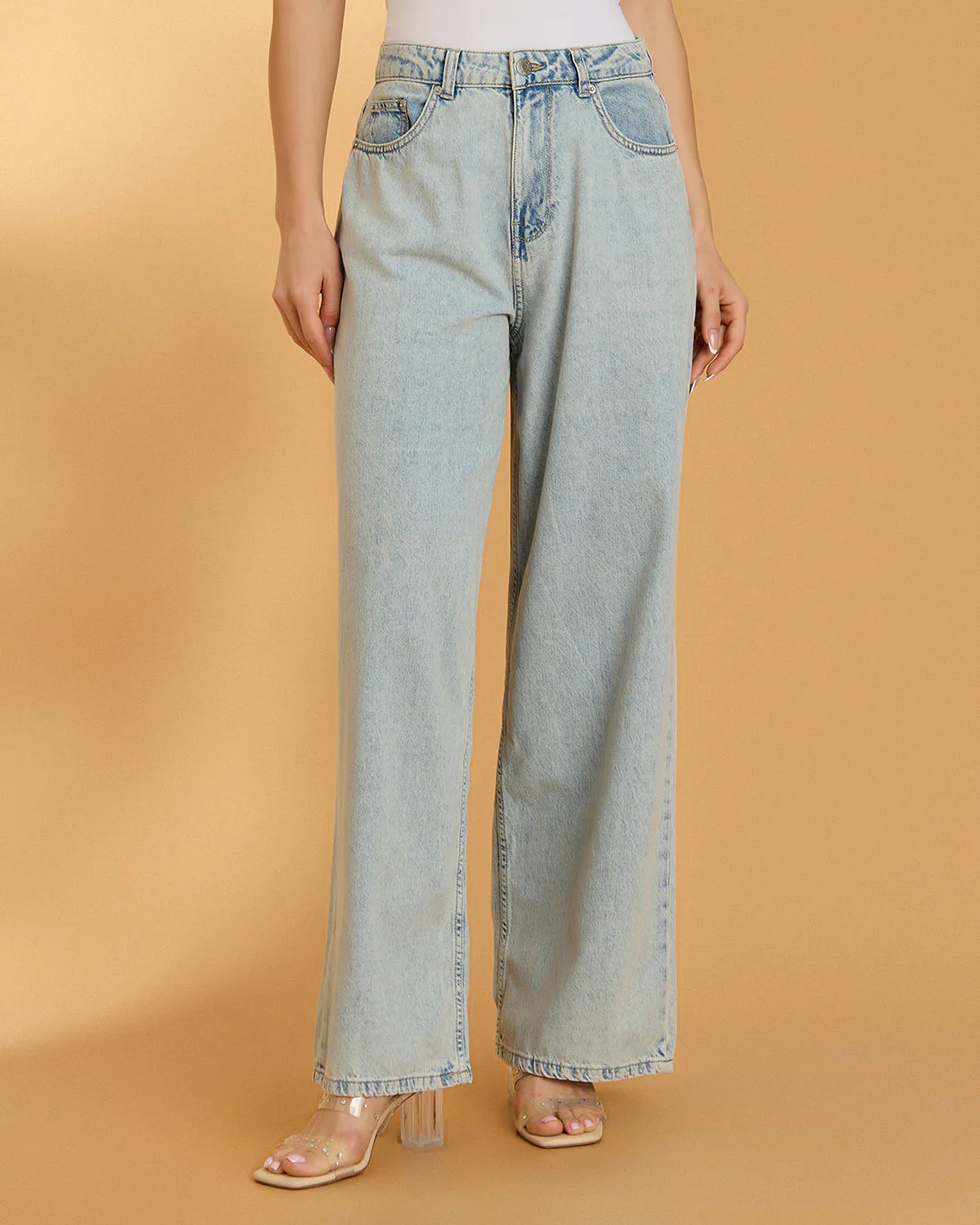 Women Jeans garment image