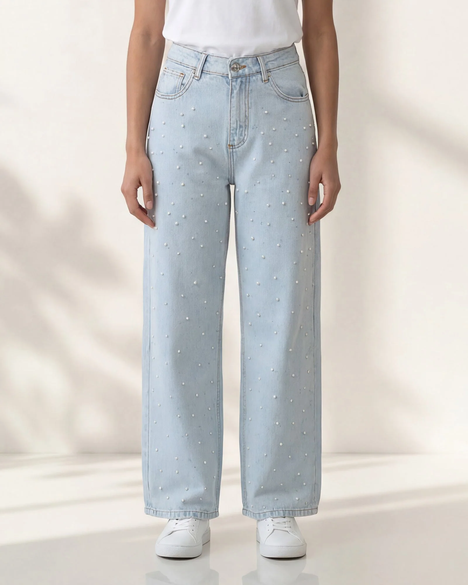 Women Jeans garment image